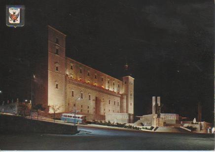 Postal E04195: Alcazár y Monumento al Angel de la Victoria, Toledo