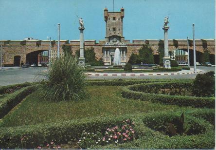Postal E04147: Puerta de Tierra,Cádiz