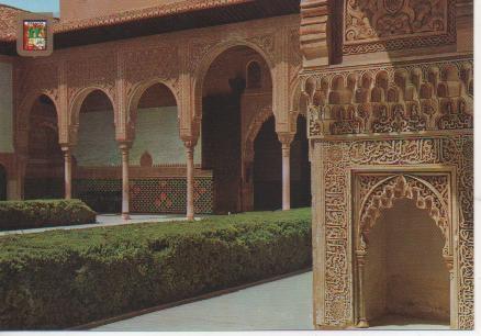 Postal E03763: Detalles del Patio de los Arrayanes-La Alhambra, Granada