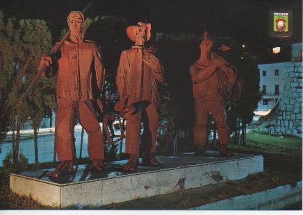 Postal E03784: Monumento al ´pescador-Laredo, Santander