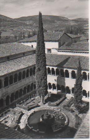 Postal E04223: Postal B/N Vista del Claustro desde la torre, Santo Domingo de Silos 