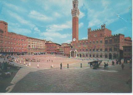 Postal E04581: La Piazza del Campo, Siena