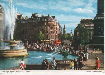 Postal E04585: Trafalgar Square, London