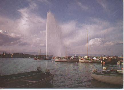 Postal E04579: Genève- La rade et le jet d'eau