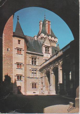 Postal E04551: Le portique et l'Aile Napoleon III Château de Pau