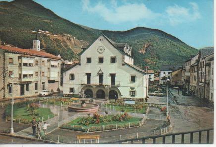 Postal E04746: En la ruta al valle de Tena y a Ordesa, Biescas, Huesca