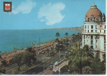 Postal E04764: The Promenade des Anglais, firs:the Négresco Hote,, Nice