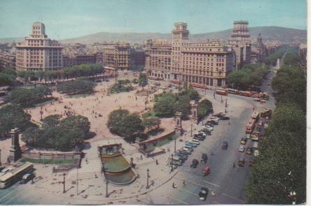 Postal E04319: Vista de la Plaza Cataluña, Barcelona