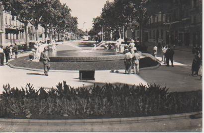 Postal E04289: Postal B/N Fuente Centenaria y Ramblas,Tarragona