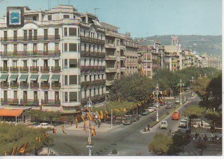 Postal E04507: Vista de la Avenida España, San Sebastián