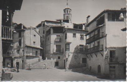 Postal E04367: Postal B/N Plaza del Caudillo, Albarracín