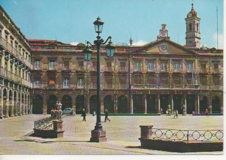 Postal E04490: Plaza de España. Ayuntamiento, Vitoria