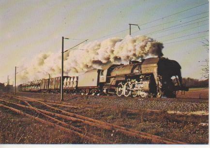Postal E02898: 141 R en tête d'un train du RO pour Reims sur la ligne du Réseau Est a Trilport, peu avant la bifurcation de Germiny