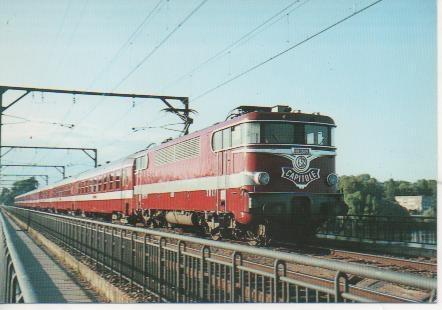 Postal E02879: Ligne de Paris-Austerlitz aTolouse. BB 9291 le "Capitole" Nº 1009