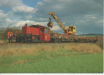 Postal E02939: Diesel-Kleinlokomotive 323 758-3