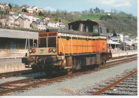 Postal E02926: Locotracteur Y 8272 en gare de Tulle