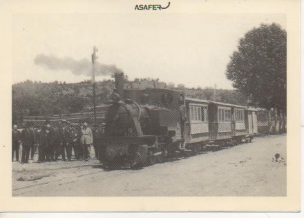 Postal E03044: Locomotora 8 "La Bisbal" con tren de pasajeros del Ferrocarril de Palamós a Flaçà i Girona en la estación de Flaçaaño 1920