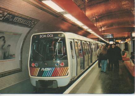 Postal E02782: Paris. Le nouveau Metro. Le "BOA 001" á la station Porte de Versaulles