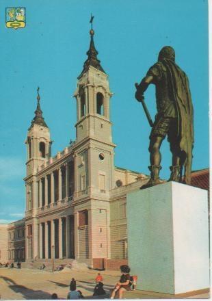 Postal E03456: Catedral de la Almudena, Madrid