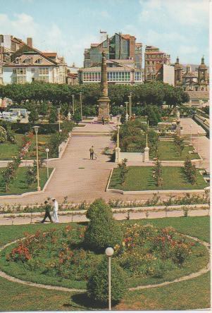 Postal E03440: Jardines de Herrera, obelisco a Churruca, El Ferrol del Caudillo