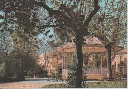 Postal E03655: Jardines del Csino, Novelda