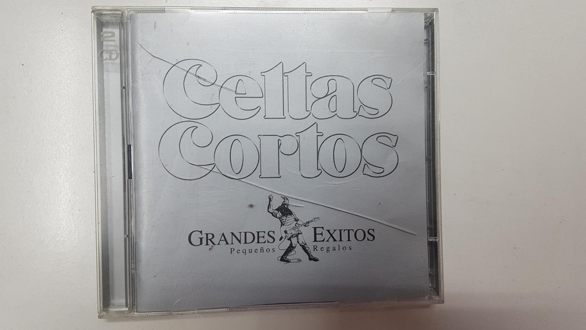 CD Musica: Celtas Cortos - Grandes Exitos Pequeños Regalos (2001). Son dos cds