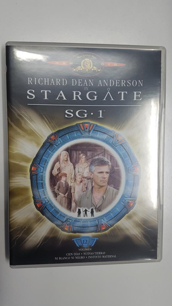 DVD serie: Stargate SG-1, volumen 12 - Cien dias, Nuevas tierras, Ni blanco ni negro, Instinto maternal. Temporada 3 episodios 17 - 20