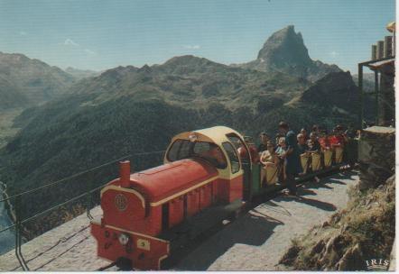 Postal E05383: Le train et le Pic du Midi d'Ossau, Les Pyrenees-Artouste