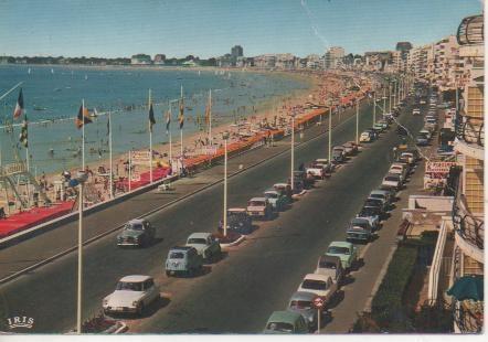 Postal E05436: La plage et boulevard de l'Océan La Baule
