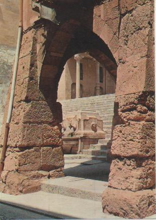 Postal E04982: Escalinata Catedral de Tarragona,Costa Dorada