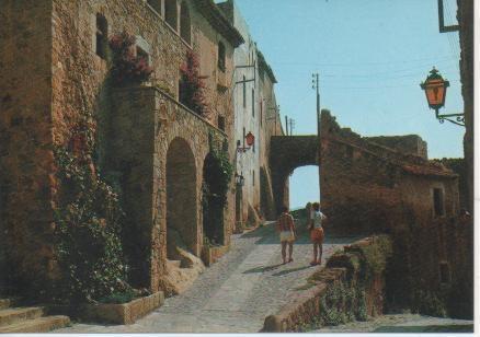 Postal E05132: Calle del recinto Gótico. Pals, Costa Brava