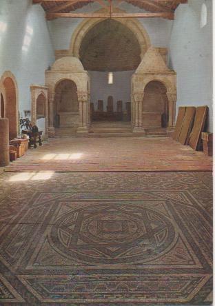 Postal E05000: interior altares laterales y mosaico celtíbero. San Juan de duero, Soria