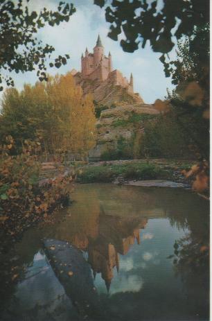 Postal E05002: alcázar reflejado sobre el río, Segovia