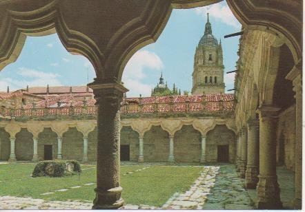 Postal E06123: Patio de Escuelas y torre de la Catedral. Salamanca