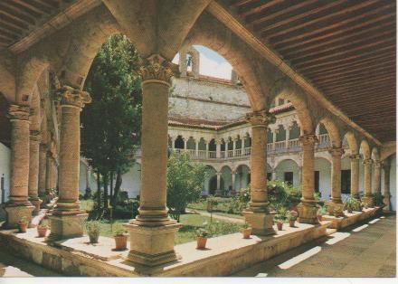 Postal E06124: Patio del Convento de las Dueñas. Salamanca