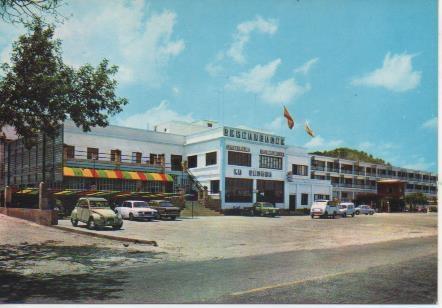 Postal E06223: Vista general -La Pinada.Sagunto