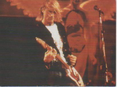 Postal E06563: Nirvana en Concierto. Kurt Cobain