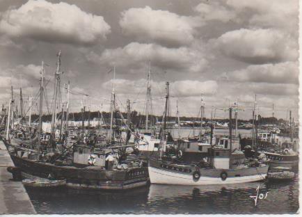 Postal E06405: Bretagne-Concarneau. Finistère