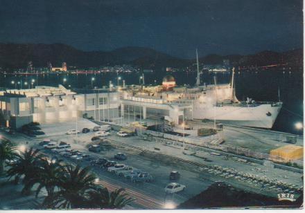 Postal E06458: Le Port et la Gare Maritime illuminés Le Napoleon à quai-Ajaccio. Corse