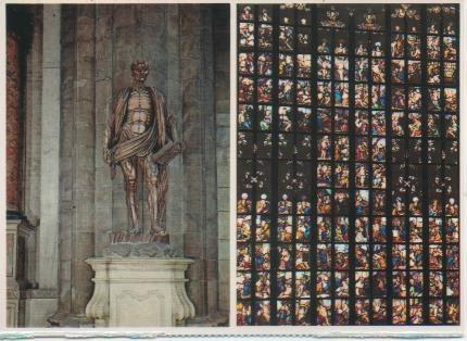 Postal E05756: Duomo-Vetrate del Duomo. Duomo-S. Bartolomeo. Milano <acordeón>