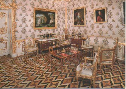 Postal E05706: Peterhof. The Grat palace. The Empress's Study <acordeón>