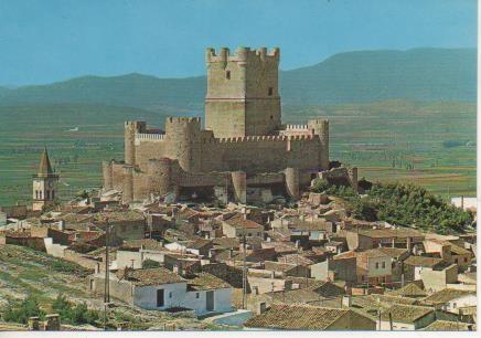 Postal E05961: Castillo de la Edad Media-Monumento Nacional. Villena