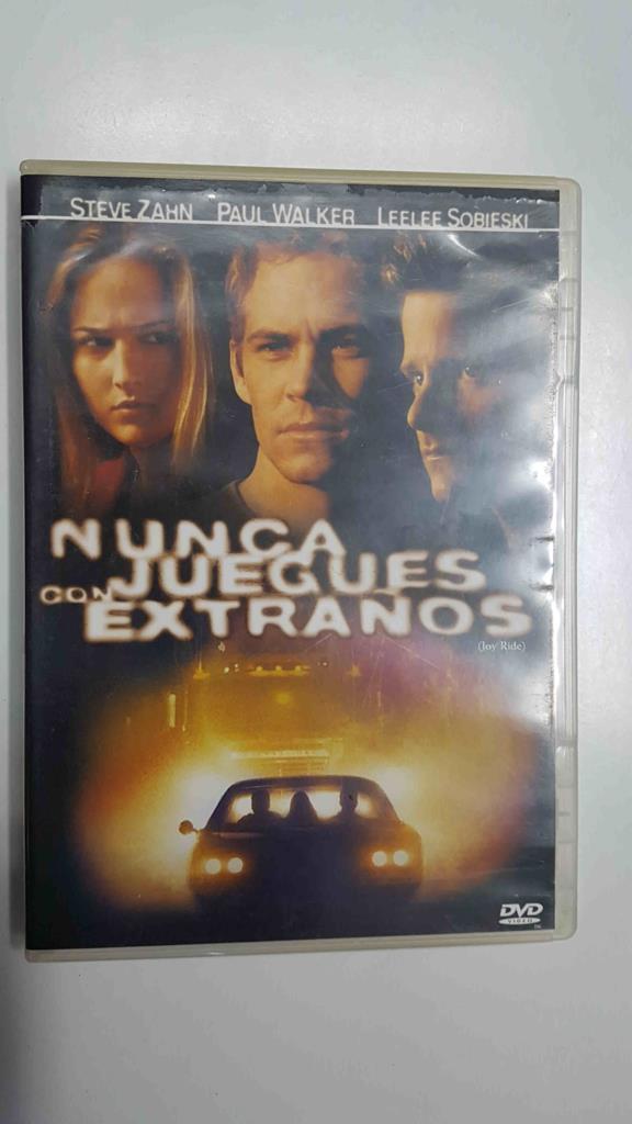 DVD pelicula: Nunca juegues con extraños. Dirigida por John Dahl