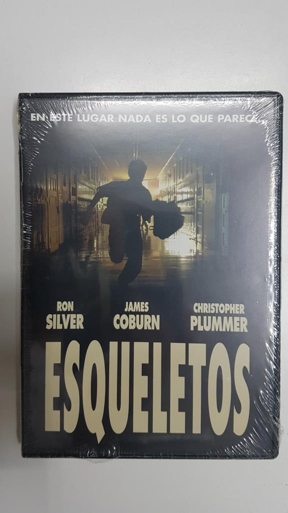 DVD pelicula: Esqueletos. Reparto: Ron Silver, James Coburn entre otros