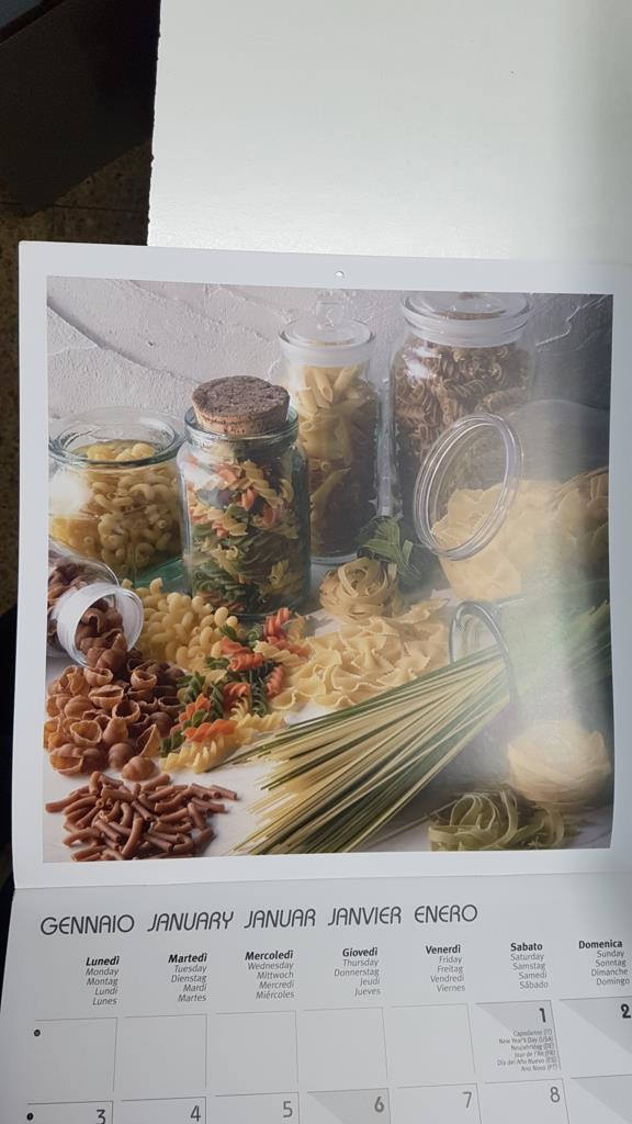 Calendario / Kalender / Calendrier / Calendar: 2011 : Pasta - lamina 01