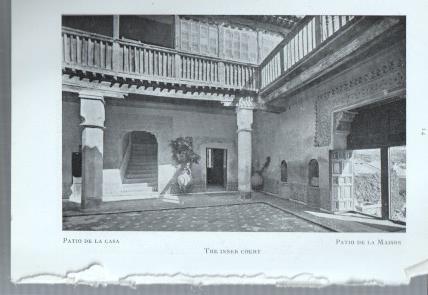 Lamina de la casa del Greco: Portada del patio y Patio de la casa