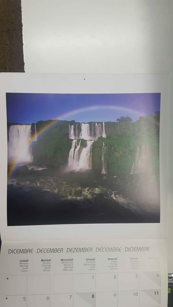 Calendario / Kalender / Calendrier / Calendar: 2011 : Waterfalls / cataratas - lamina 12