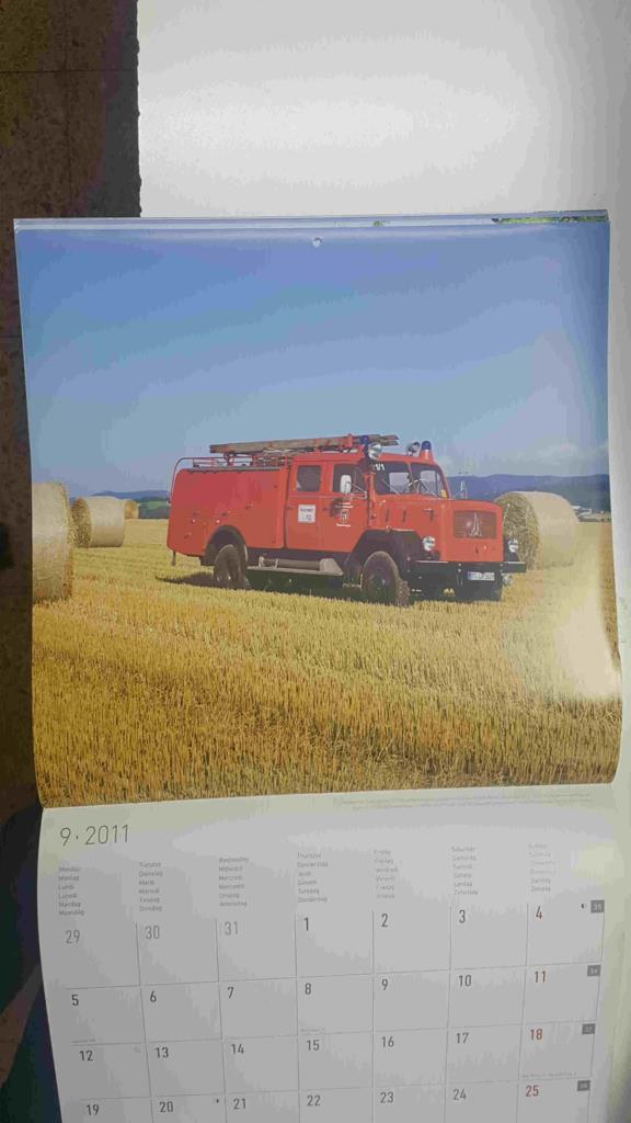 Calendario / Kalender / Calendrier / Calendar: 2011 : Car firefighter (coches bombero) - lamina 09, Magirus Mercur