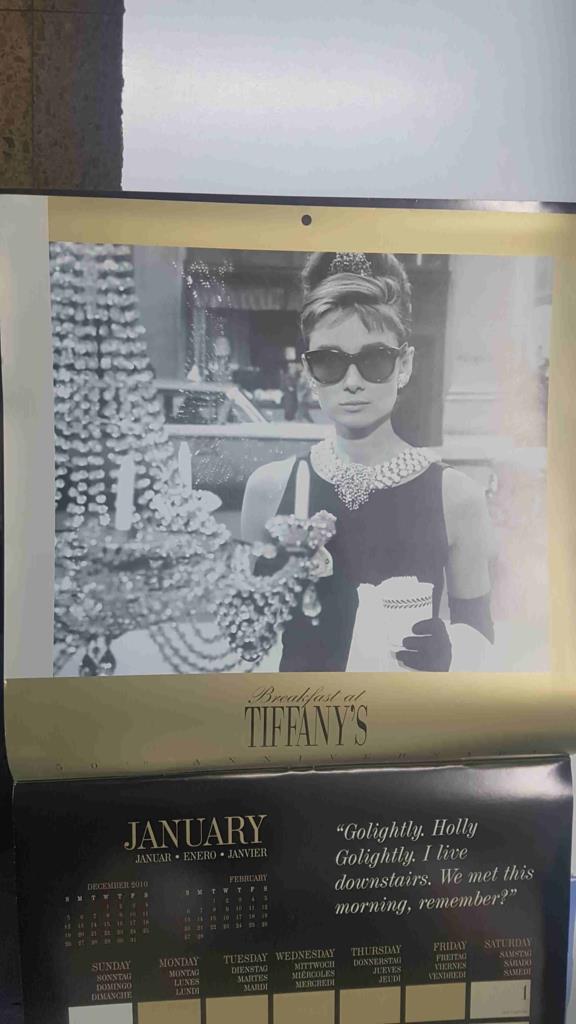 Calendario / Kalender / Calendrier / Calendar: 2011 : Breakfast at Tiffany's (Audrey Hepburn). 50 th anniversary - Lamina 01