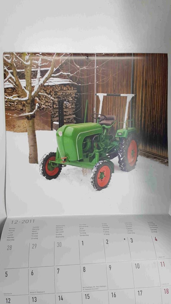 Calendario / Kalender / Calendrier / Calendar: 2011 : Tractors (tractores) - lamina 12, Allgaier - AP16